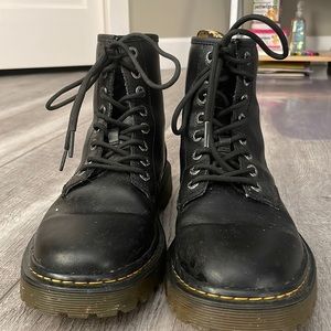 Black Doc Marten boots men’s 9